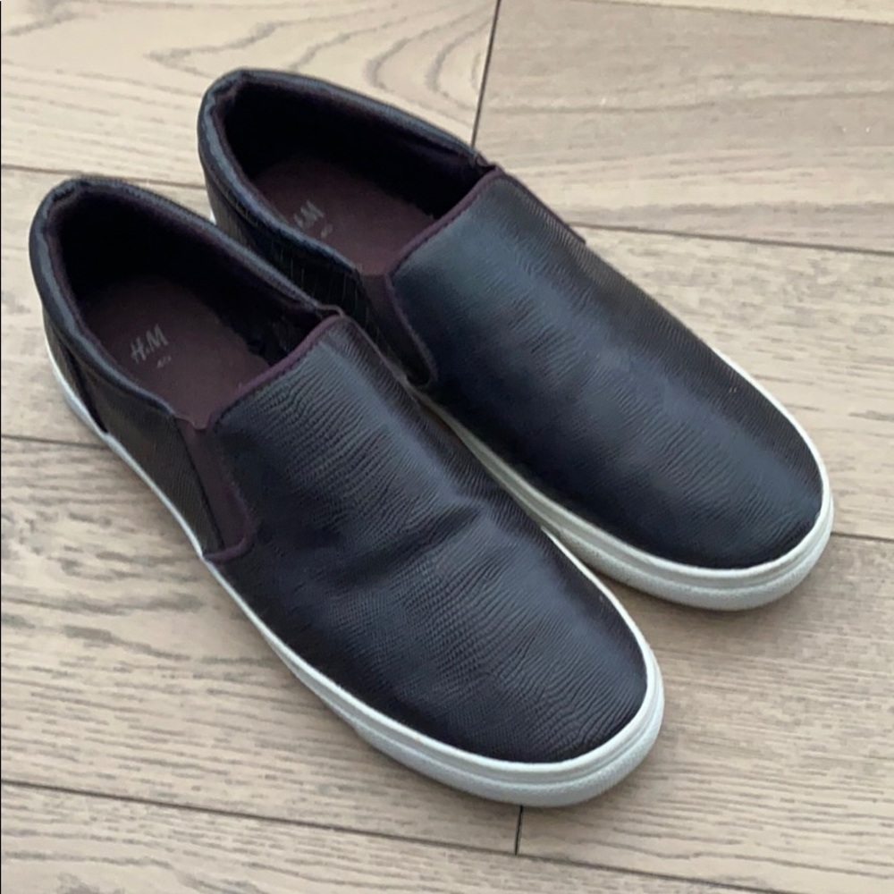 H&M Faux Snakeskin Slip On Shoes